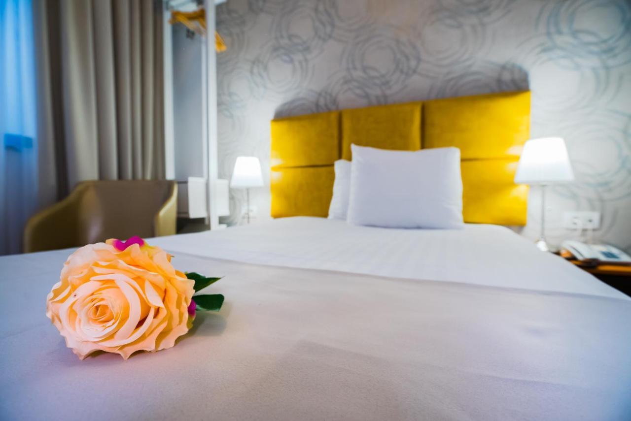 Best Western Hotel Lev Or I Бухарест Экстерьер фото
