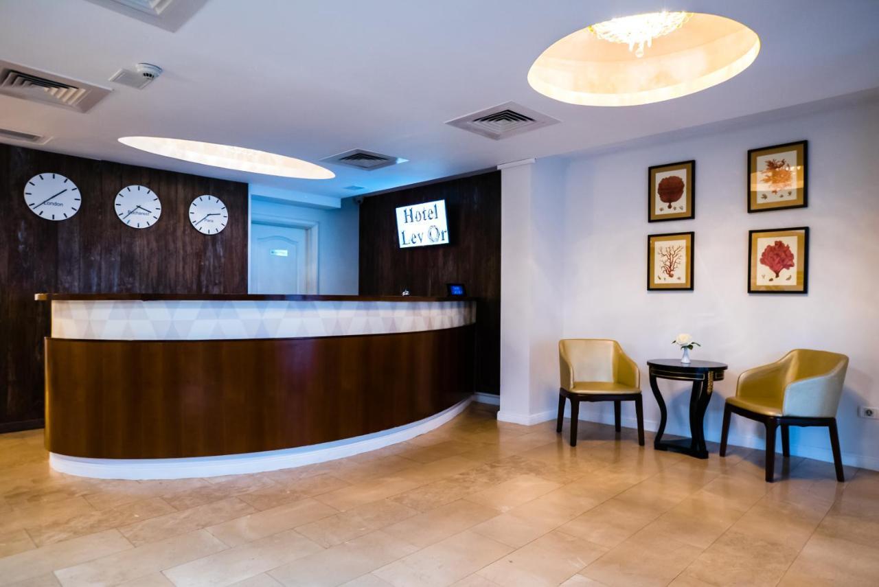 Best Western Hotel Lev Or I Бухарест Экстерьер фото