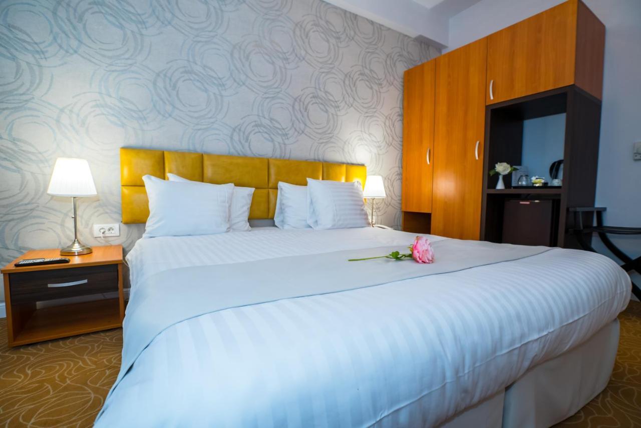 Best Western Hotel Lev Or I Бухарест Экстерьер фото