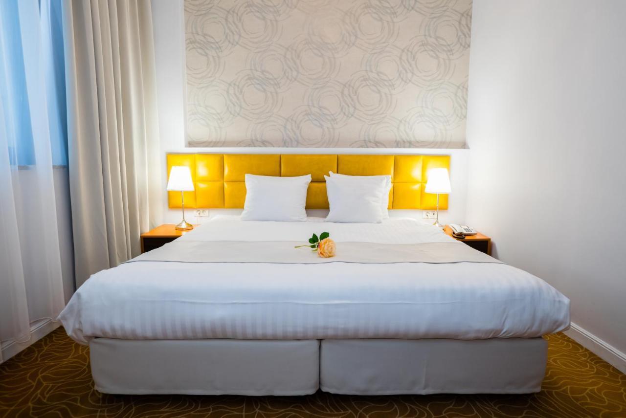 Best Western Hotel Lev Or I Бухарест Экстерьер фото