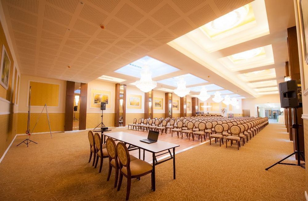 Best Western Hotel Lev Or I Бухарест Экстерьер фото